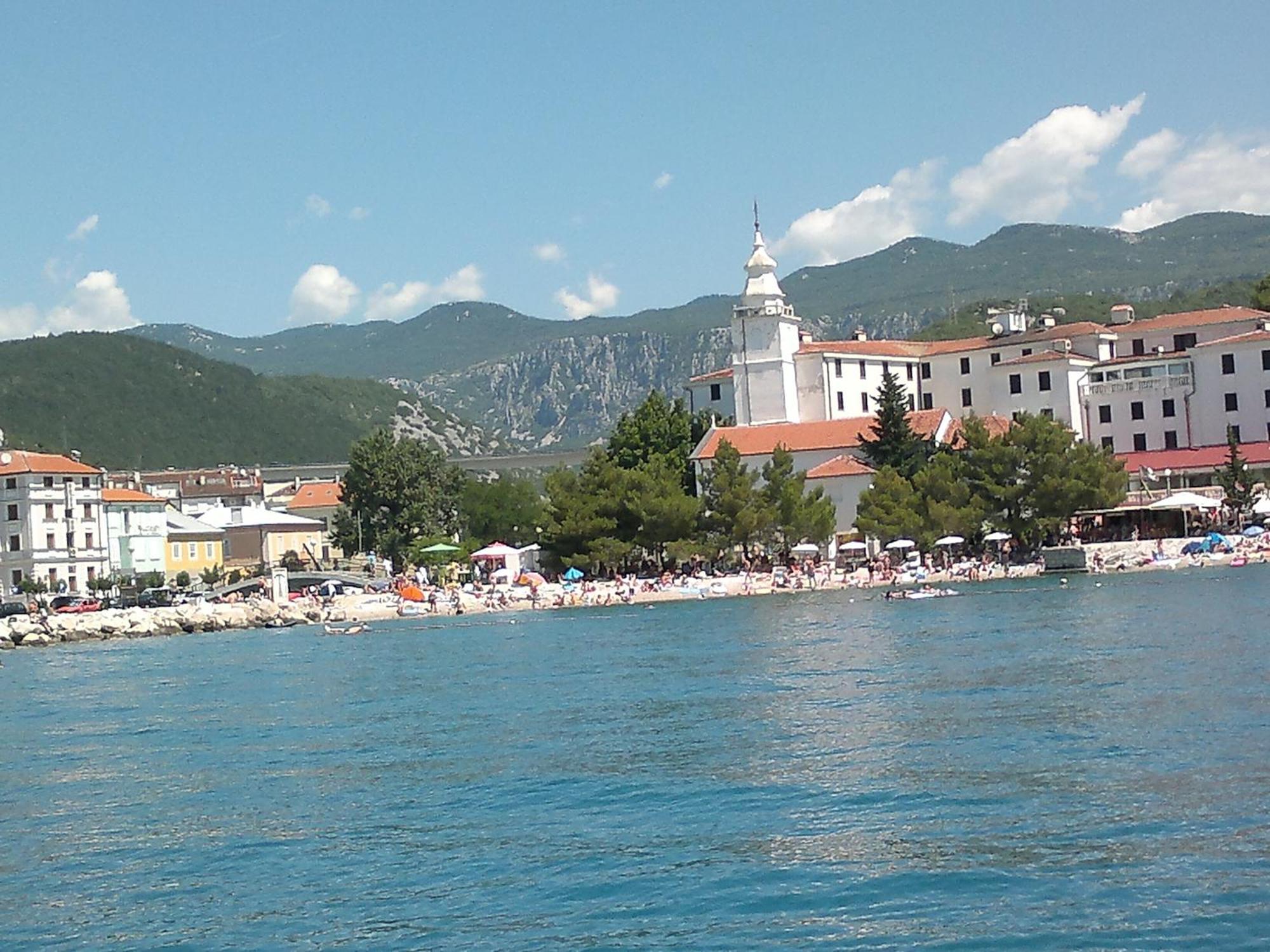 Loredana Apartments Crikvenica Eksteriør bilde